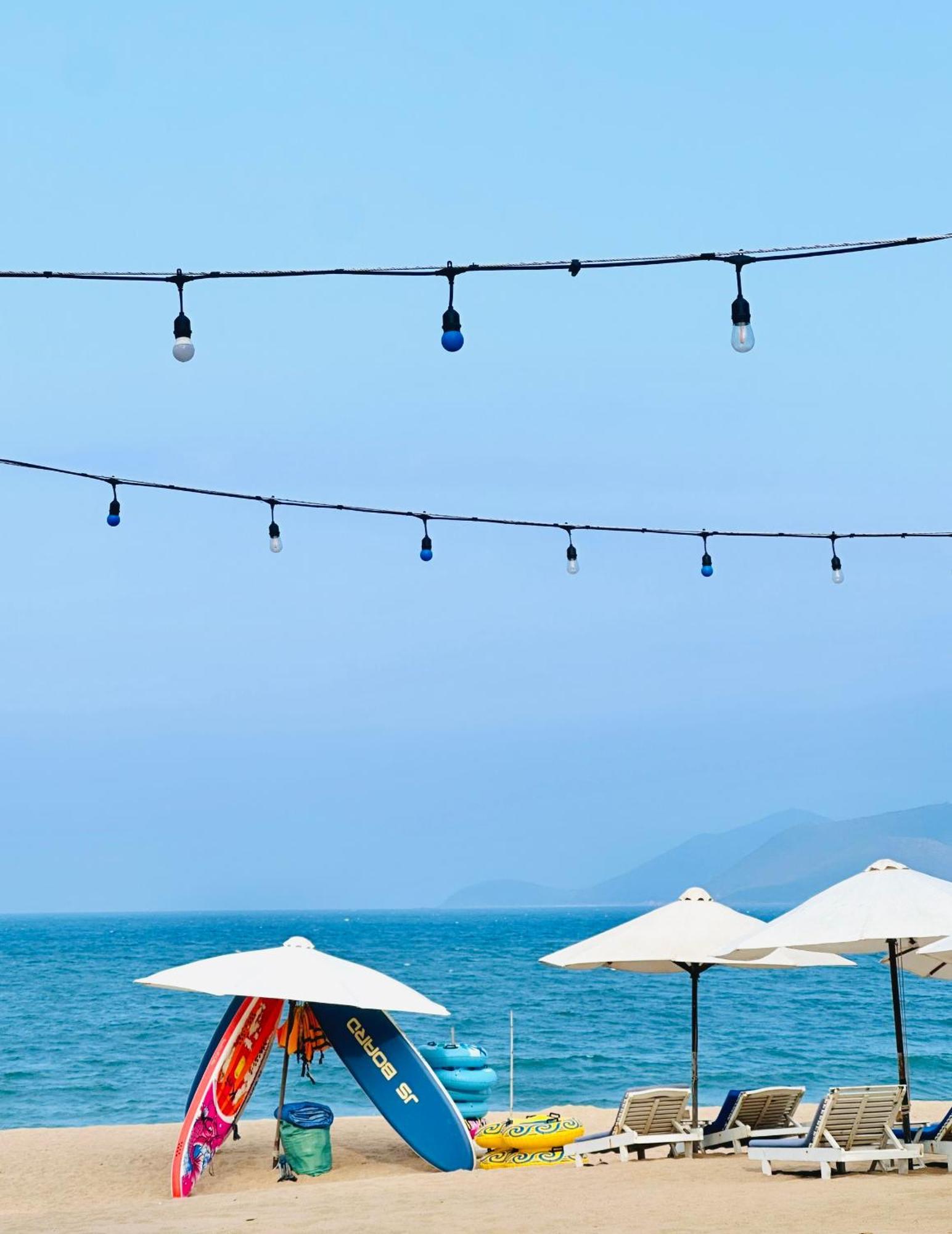 Infinity Sea View Apartment Nha Trang Exteriör bild