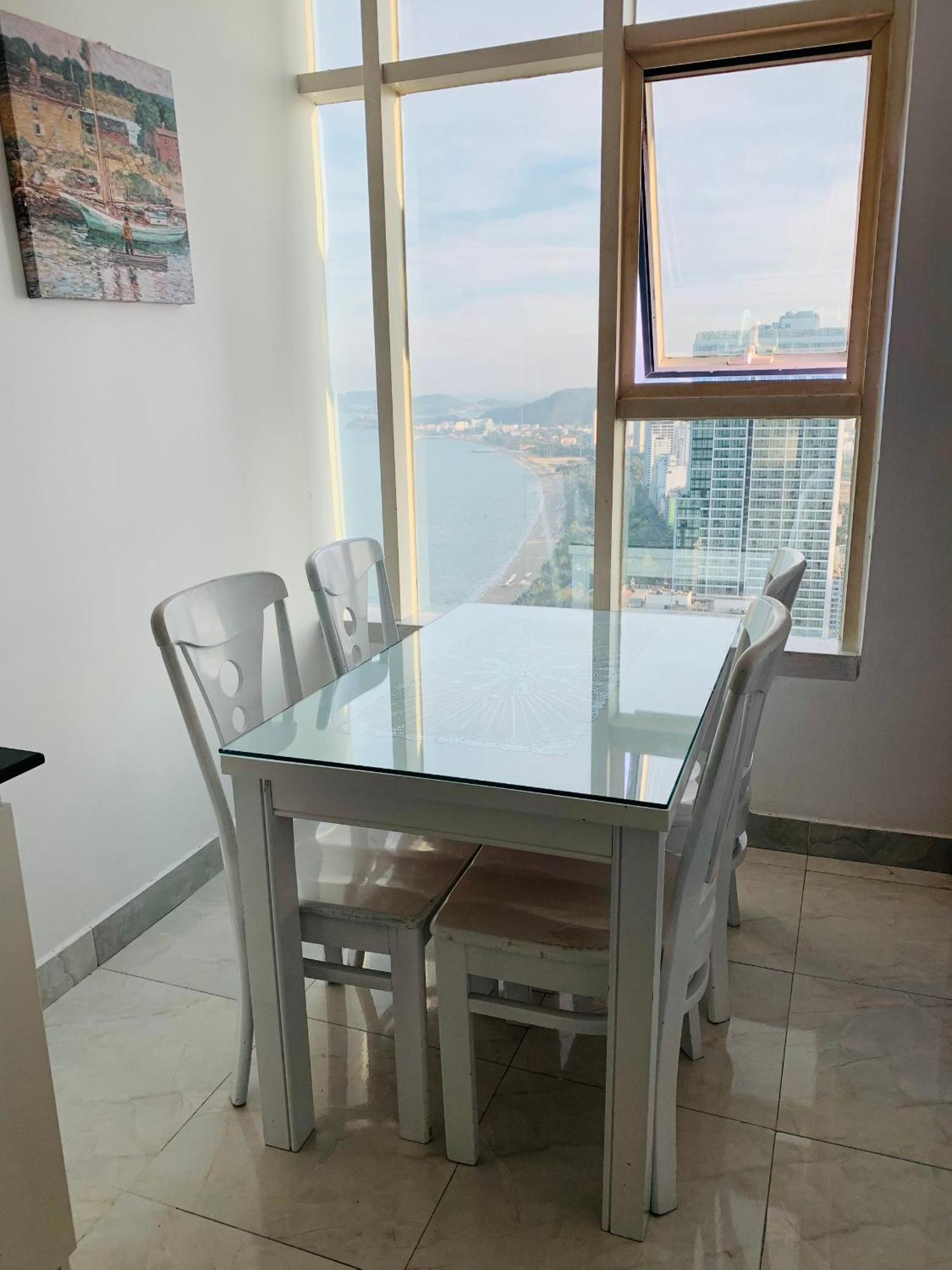Infinity Sea View Apartment Nha Trang Exteriör bild